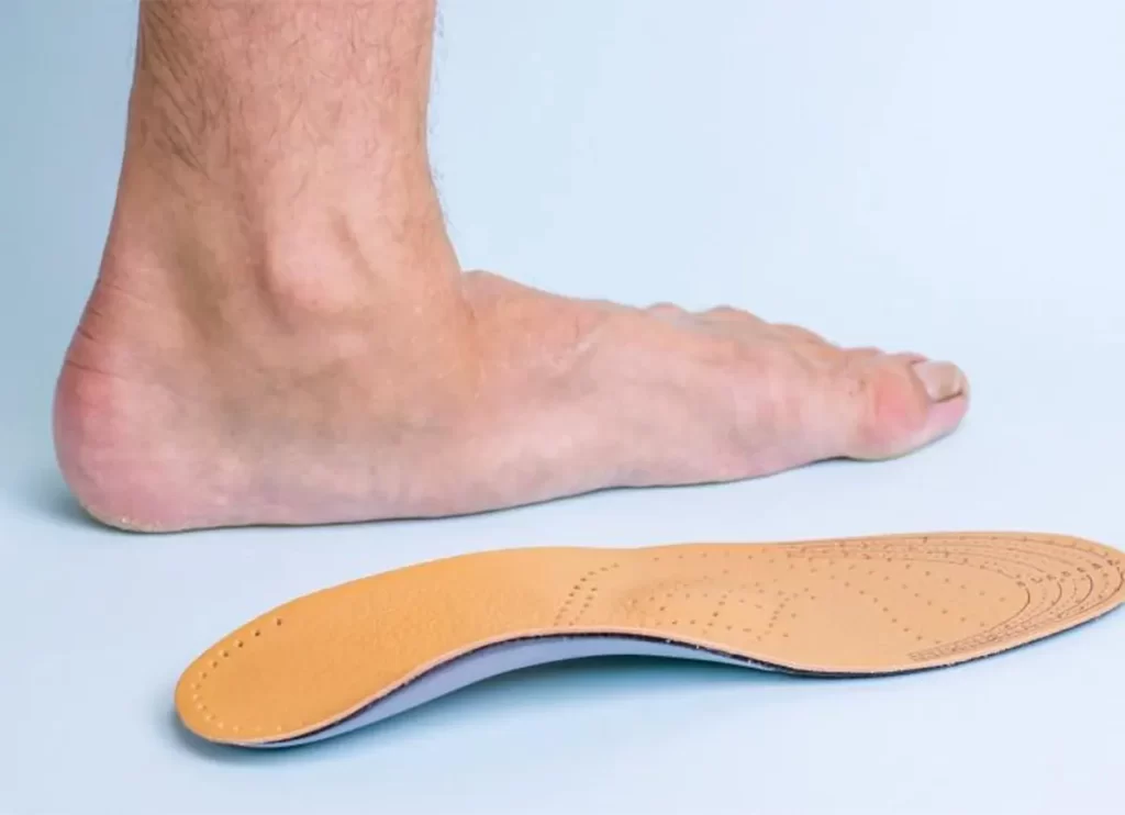Semelle pour des pieds plats